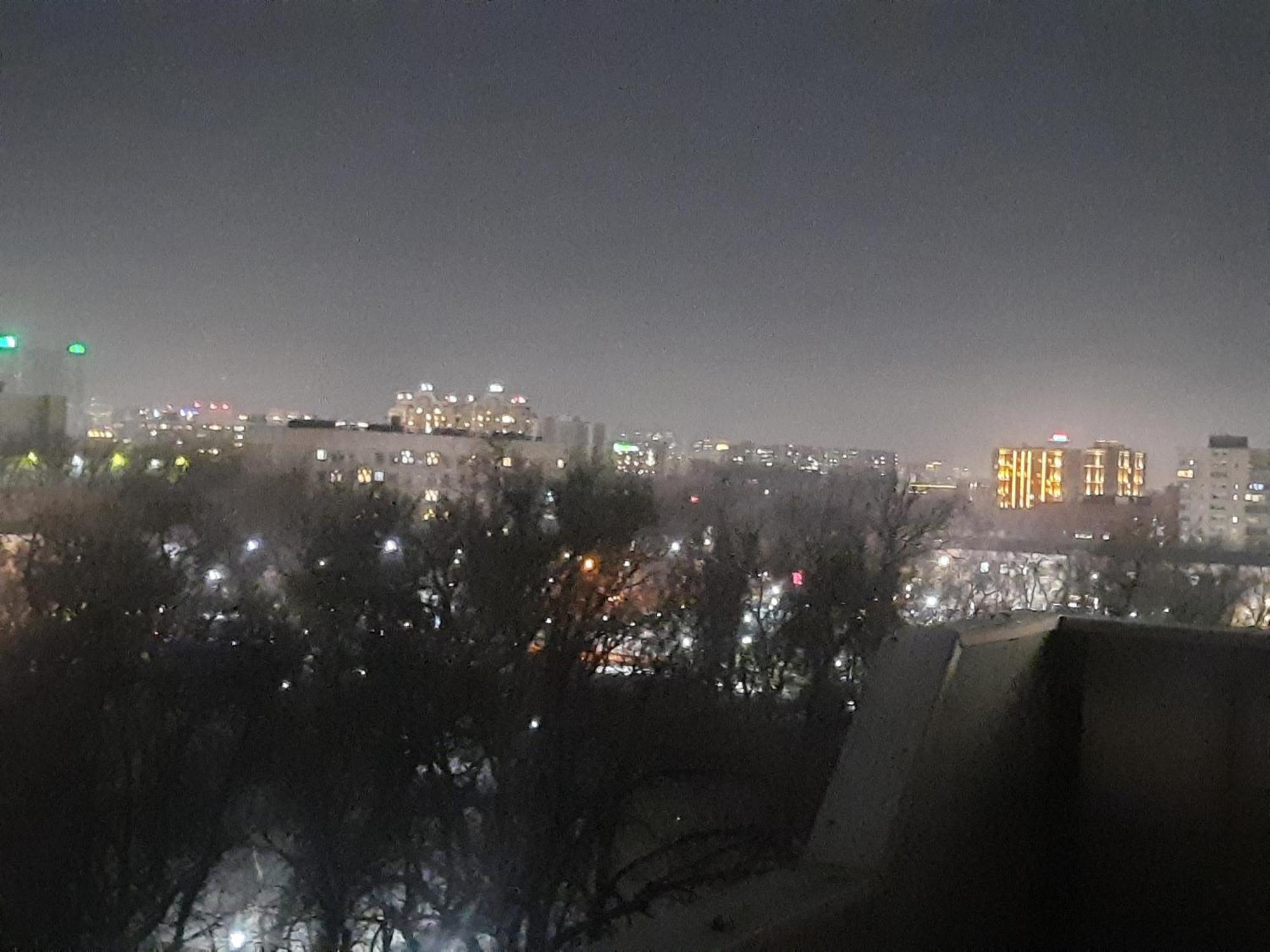 Apartment Shevchenko Panfilova Алма Ата Екстериор снимка